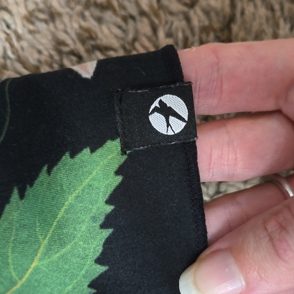 Oiselle Bird Hug Reversible Leggings Size 2 - Picture 3 of 7